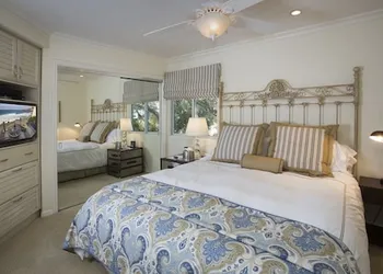 Sunset Cove Villas in Laguna Beach hotel thumbnail 5