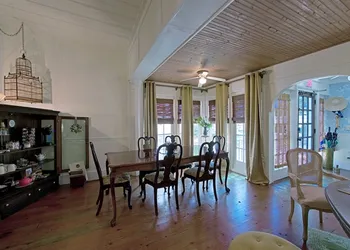 Chesnut Cottage Inn hotel thumbnail 4