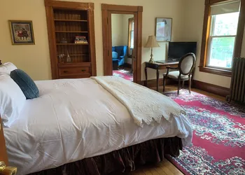 Meredith Inn hotel thumbnail 4