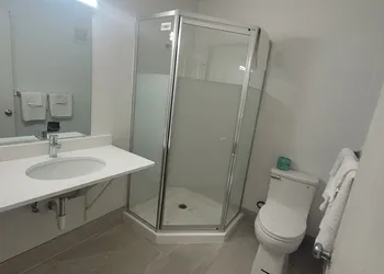 Budget Inn hotel thumbnail 7