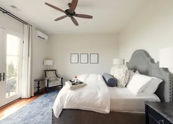Black Walnut Inn & Vineyard hotel thumbnail 6