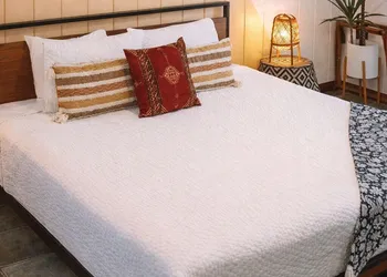 The Good House hotel thumbnail 8