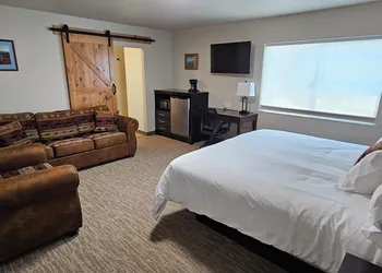 Eagle River Lodge hotel thumbnail 8