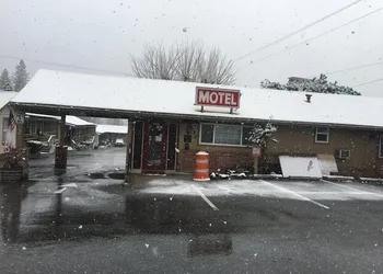 Colfax Motorlodge hotel thumbnail 7