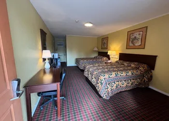 Pioneer INN hotel thumbnail 4