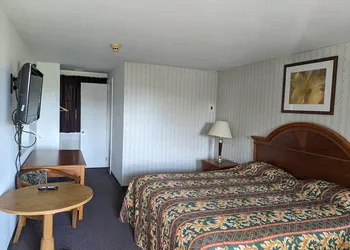Beaver Falls Motel hotel thumbnail 6