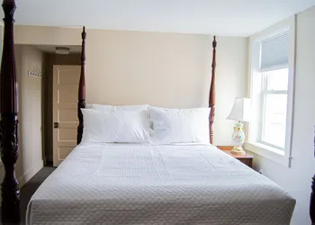 The General Stanton Inn hotel thumbnail 2