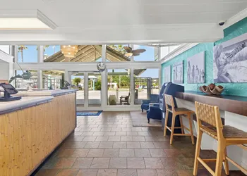 Sandpiper Beacon Beach Resort hotel thumbnail 4