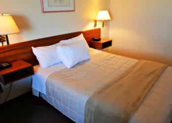 Whitewood Inn hotel thumbnail 2