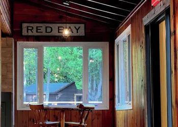 Red Bay Lodge hotel thumbnail 2