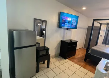 Best Budget Inn hotel thumbnail 5