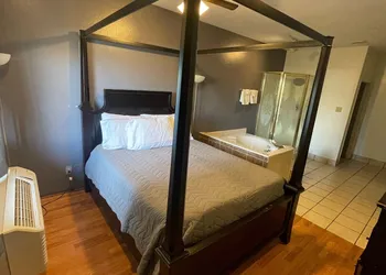 Best Budget Inn hotel thumbnail 7