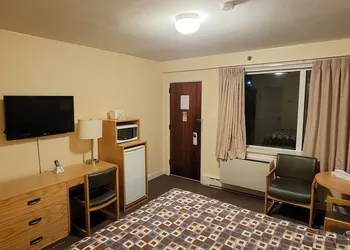 Toronto Lakeshore Hotel hotel thumbnail 2