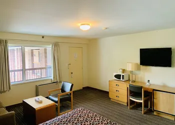 Toronto Lakeshore Hotel hotel thumbnail 6
