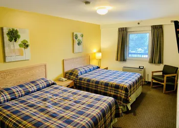 Toronto Lakeshore Hotel hotel thumbnail 8
