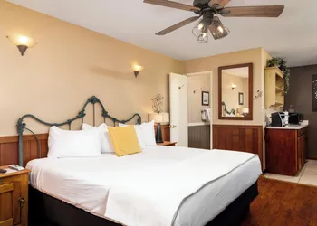 Prescott Pines Inn hotel thumbnail 5