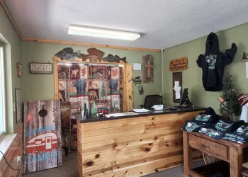 Trails Inn Quadna Mountain Motel & RV hotel thumbnail 2