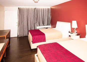 The Grand Motel hotel thumbnail 6