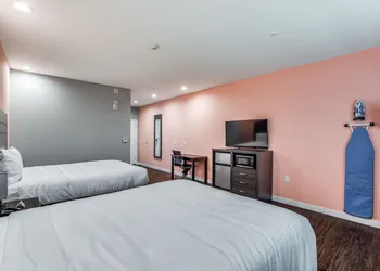 Scottish Inns & Suites Houston, TX hotel thumbnail 6