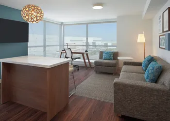 Element by Marriott Toronto Airport hotel thumbnail 8