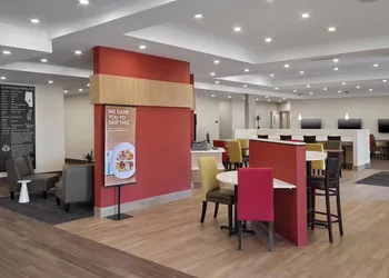 TownePlace Suites by Marriott Edmonton Sherwood Park hotel thumbnail 2