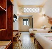 Waye Valladolid Centro – Sustainable, Authentic Experiences & Pet Friendly Boutique Hotel hotel detail image 5