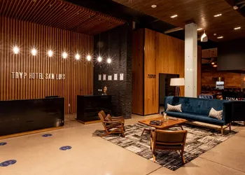 TRYP by Wyndham San Luis Potosi Hotel & Suites hotel thumbnail 2