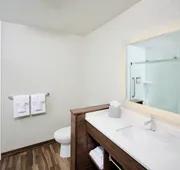 Holiday Inn Express Sarnia - Point Edward by IHG hotel detail image 7