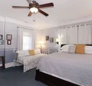 Loganberry Inn hotel detail image 4