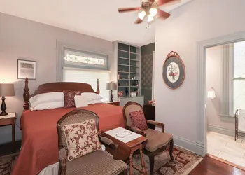 Loganberry Inn hotel thumbnail 8