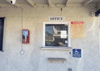 Hiland Motel hotel thumbnail 2