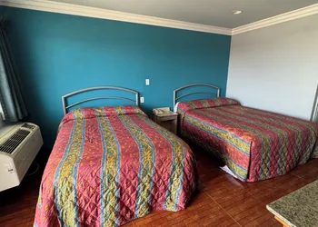 Hiland Motel hotel thumbnail 4