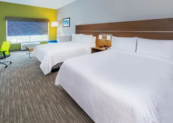 Holiday Inn Express & Suites Houston – Downtown North by IHG hotel thumbnail 5