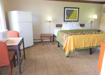 Country Meadow inn hotel thumbnail 4