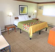 Country Meadow inn hotel detail image 5