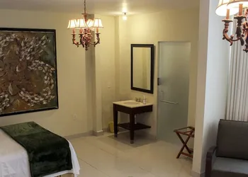 Hotel del Angel hotel thumbnail 8