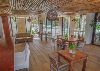 Hotel Los Arrecifes hotel thumbnail 2