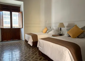 Casa Araiza Centro de Guadalajara hotel thumbnail 4