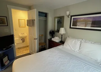 Elmwood Motor Court hotel thumbnail 4