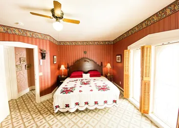 BUTLER HOUSE at The Cherry Creek Inn hotel thumbnail 5