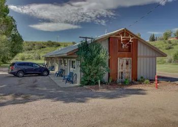 The Lodges of Oak Creek hotel thumbnail 2
