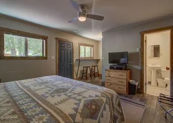The Lodges of Oak Creek hotel thumbnail 7