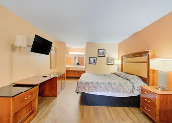 Hotel O Deluxe Inn Kingstree Sc Hwy 52 hotel thumbnail 6