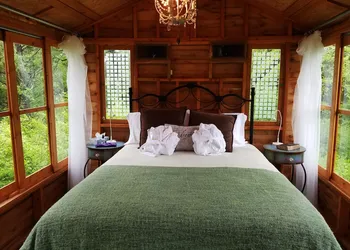 Savannah's Meadow hotel thumbnail 5