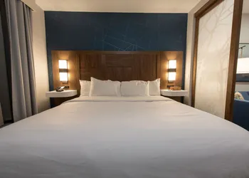Comfort Suites Greenville Airport hotel thumbnail 3