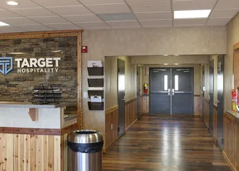 Target Hospitality-Seven Rivers Lodge Carlsbad hotel thumbnail 6