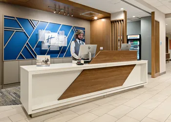 Holiday Inn Express & Suites Palm Desert - Millennium by IHG hotel thumbnail 2