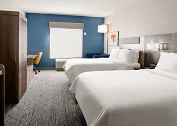 Holiday Inn Express & Suites Palm Desert - Millennium by IHG hotel thumbnail 6