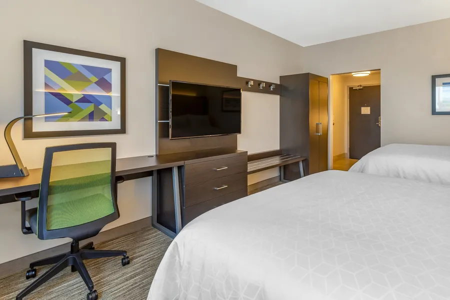 Holiday Inn Express & Suites Phoenix Dwtn - State Capitol by IHG hotel detail image 6