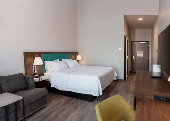 Hampton Inn Riverside March Air Force Base hotel thumbnail 7